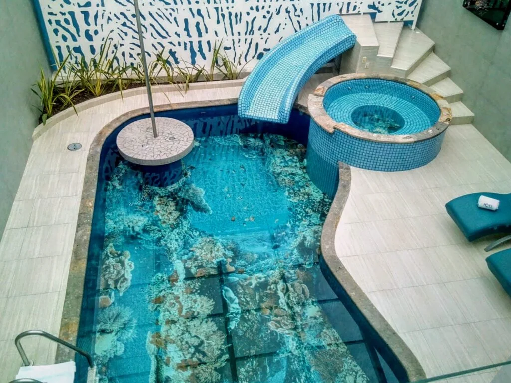 Alberca Corales en Hotel K20