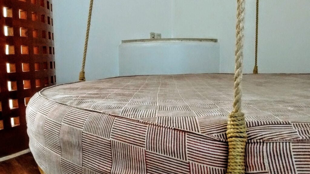 Cama colgante en Alberca Playa de Hotel K20